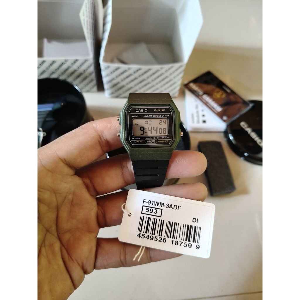 Jam Tangan Pria Casio F-91W-1DG Tahan Air dan Tahan Lama