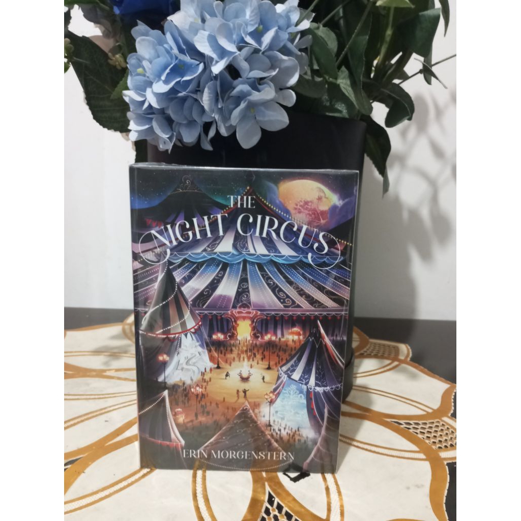 Preloved The Night Circus edisi illustrated Edges by Erin Morgenstern
