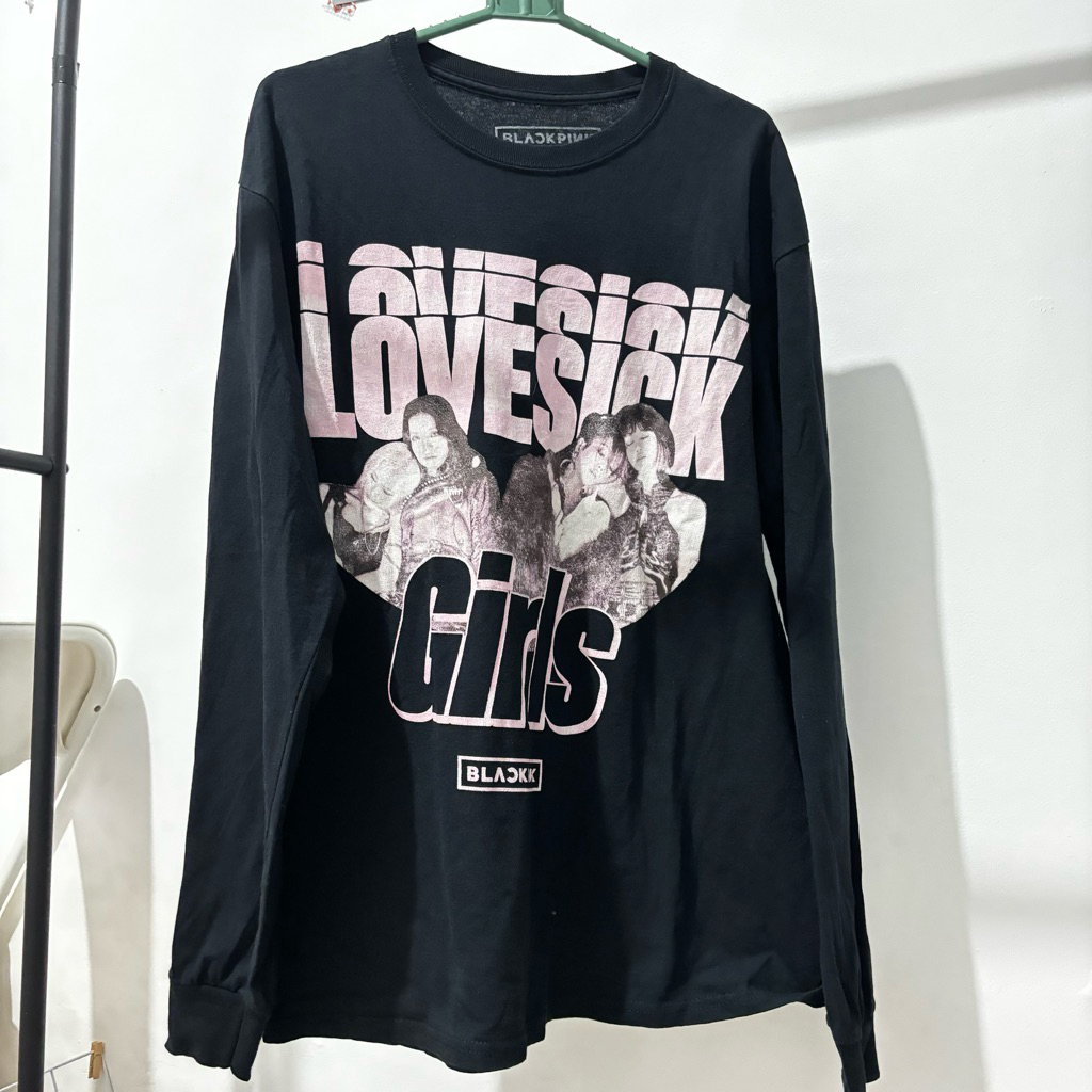 Preloved Crewneck Sweater Official Blackpink Lovesick Girls