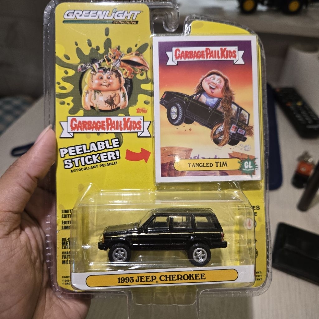 Greenlight Jeep Cherokee 1993 Garagepail Club 1/64