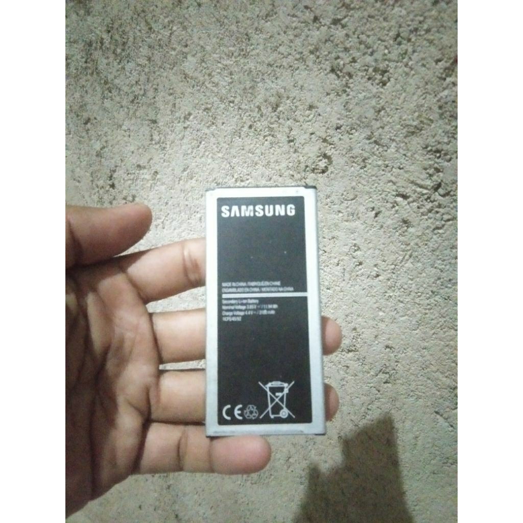 Batrai Samsung J5 2016 Copotan