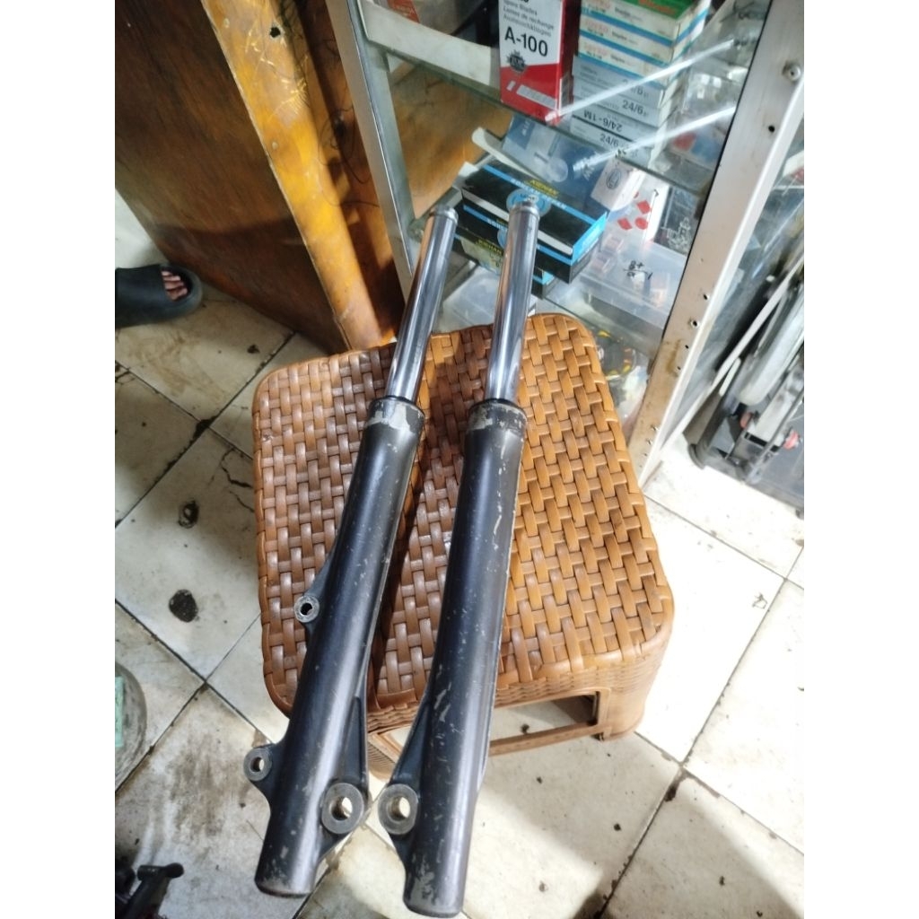 Shok depan Honda Supra copotan ori