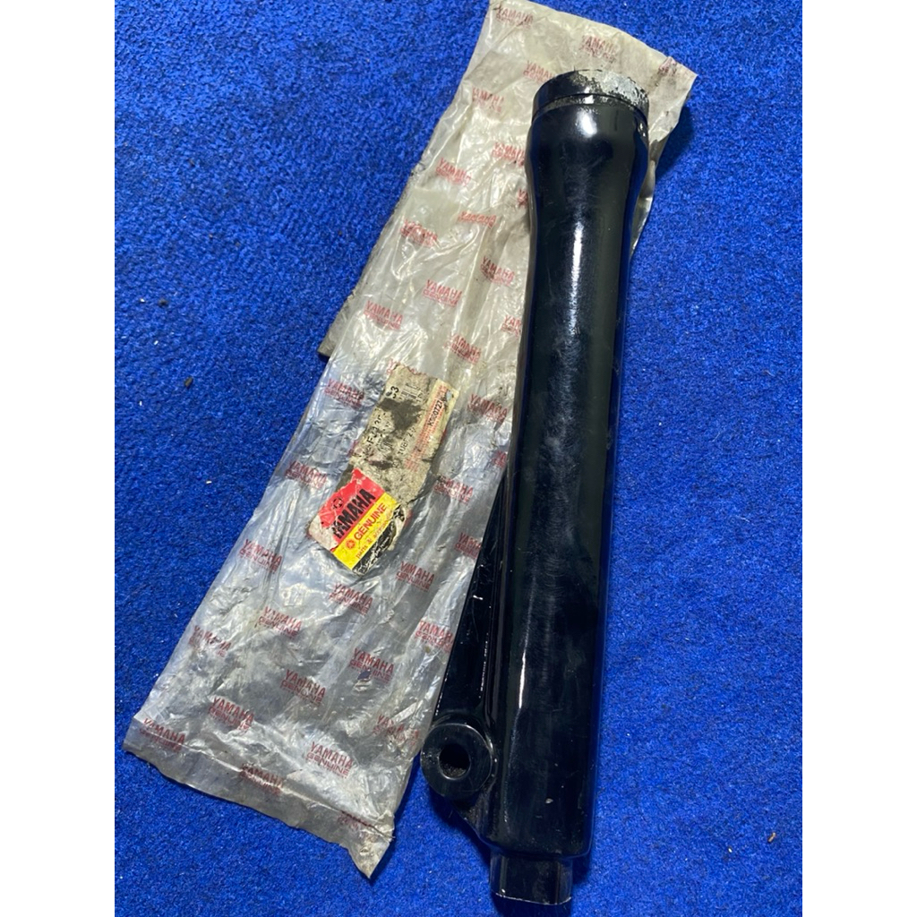 Bottom Tabung Shock Skok Depan Kiri FizR Fiz R Force 1 Fiz Original Nos 2JG