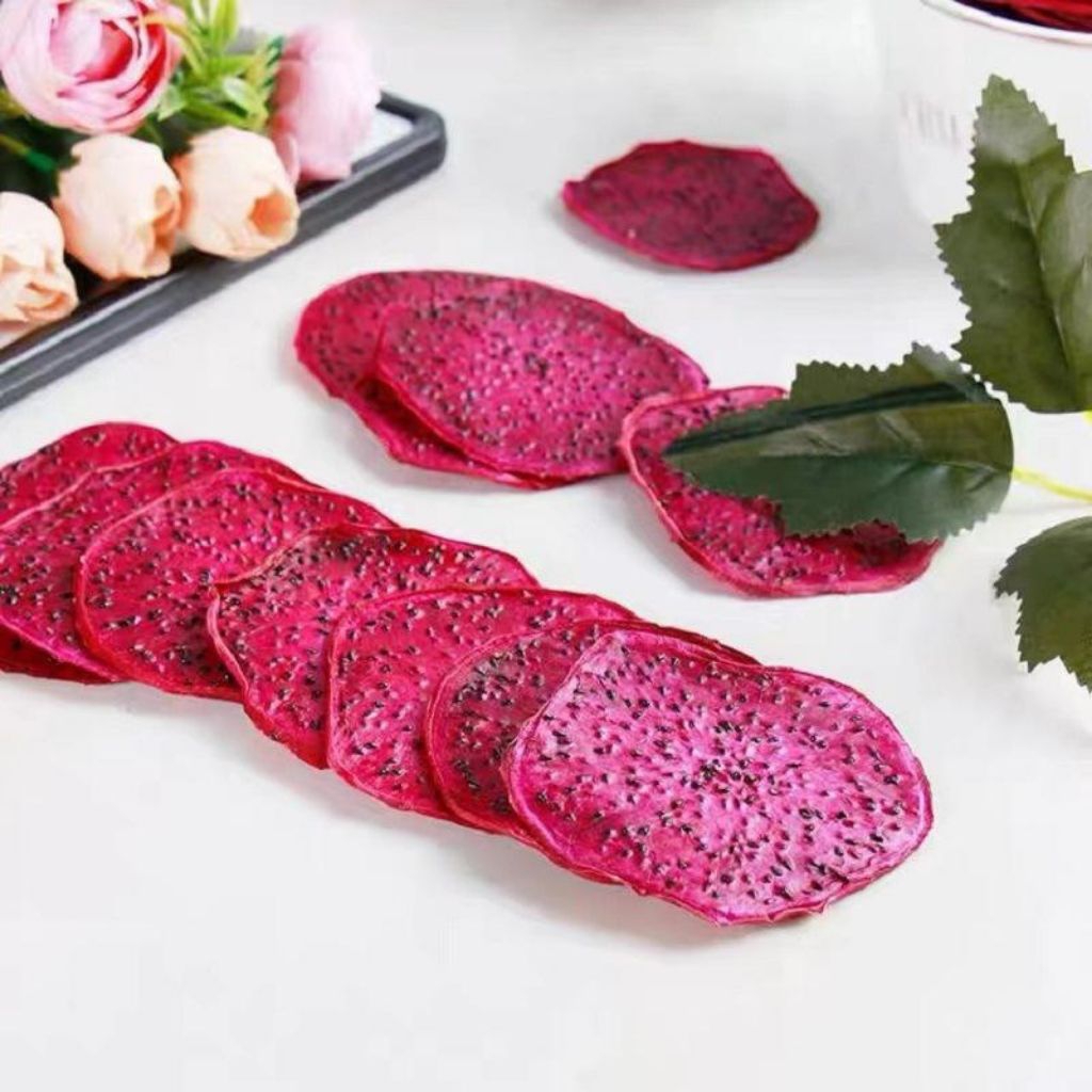 Dried fruit / Dried dragon fruit / buah kering / buah naga kering / dehydrate fruit