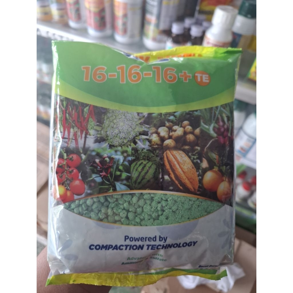 Pupuk NPK DGW 16-16-16 + TE kemasan 1 Kg