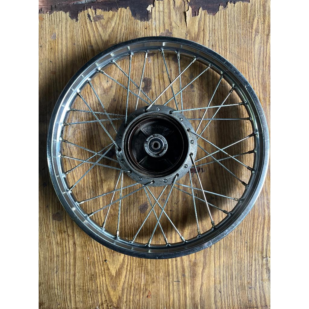 velg jari jari set yamaha v80 ring 17*140 /2374