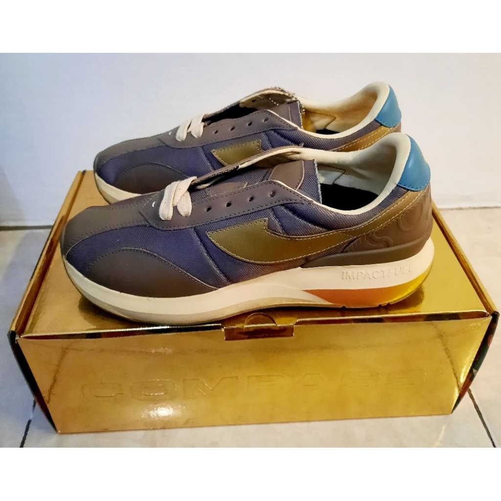 Sepatu Compass X Iwan Tirta Velocity Kupu-kupu Simbar