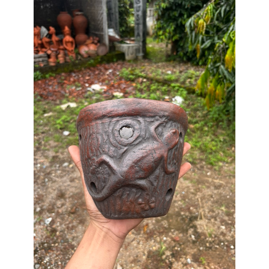 Pot 20cm Motif Cicak Pot Dinding Pot Tempel Pot Anggrek Gerabah Tanah Liat