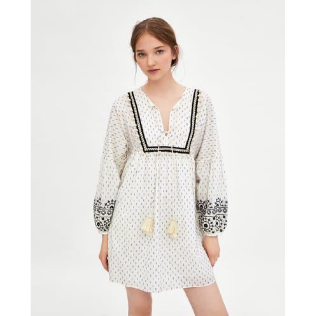 dress zara bohemian xs bw lengan balon bordir pompom ada yg hilang