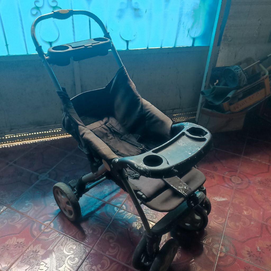 Stroller ,Kereta Dorong Bayi , Kondisi Bekas ,Jual Apa Adanya, gagang aluminium