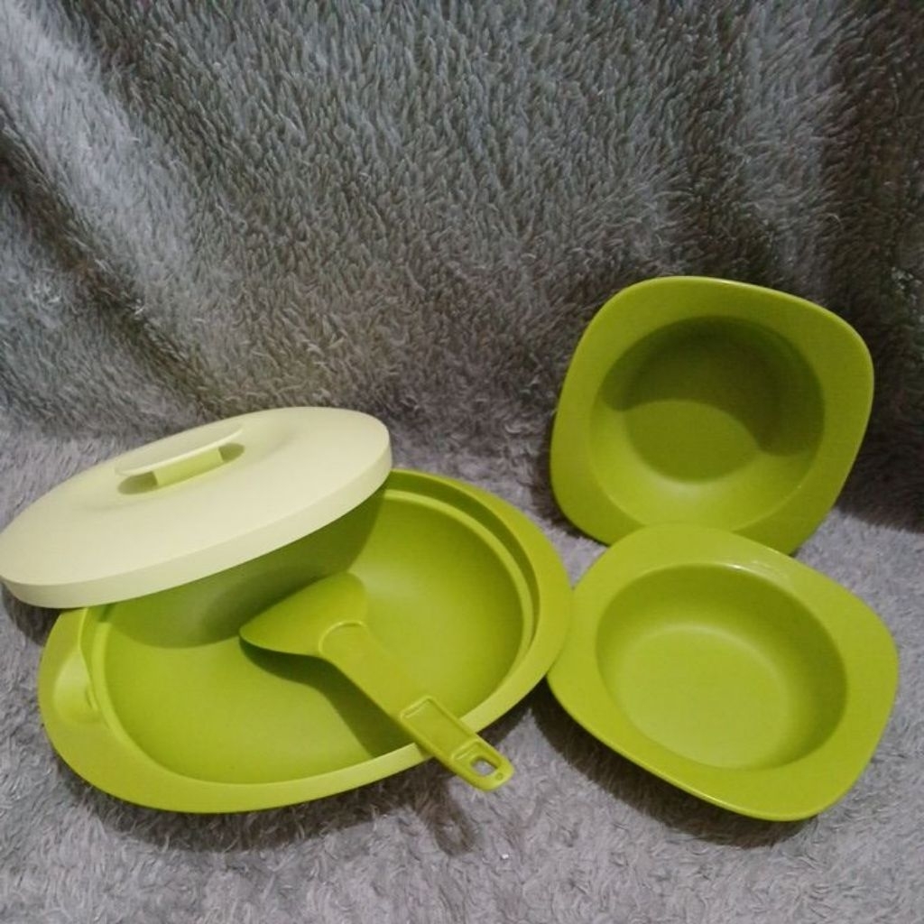 Set Blossom Hijau Tupperware