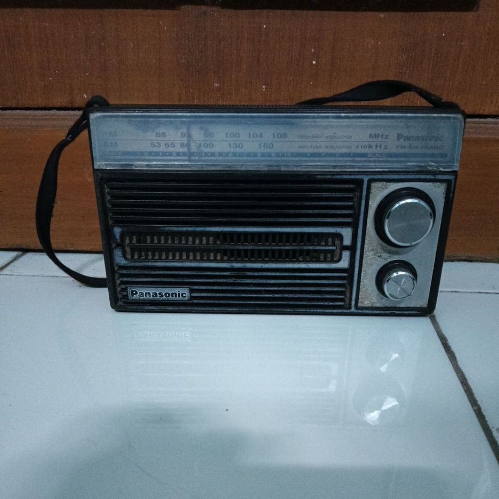 Radio Panasonic jadul pajangan display