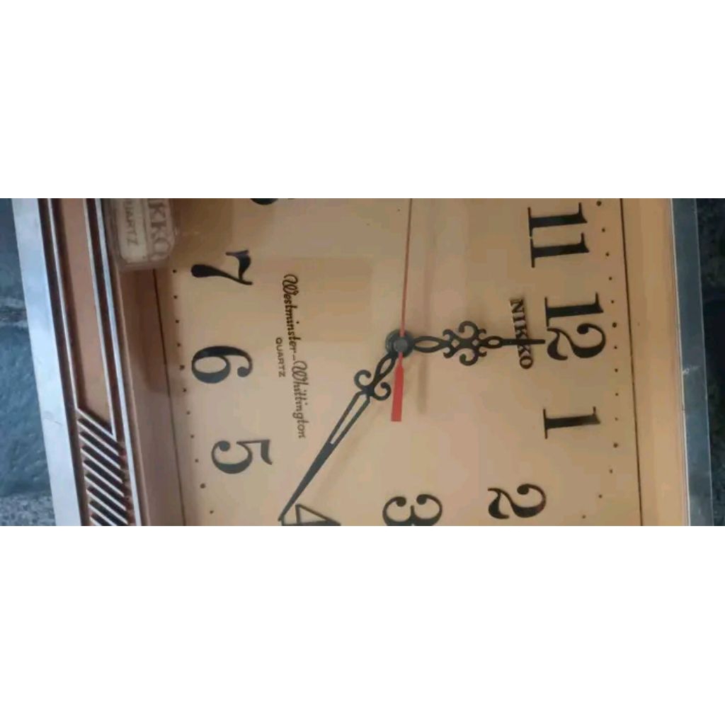 Jam antik transistor nikko bunyi tiap jam