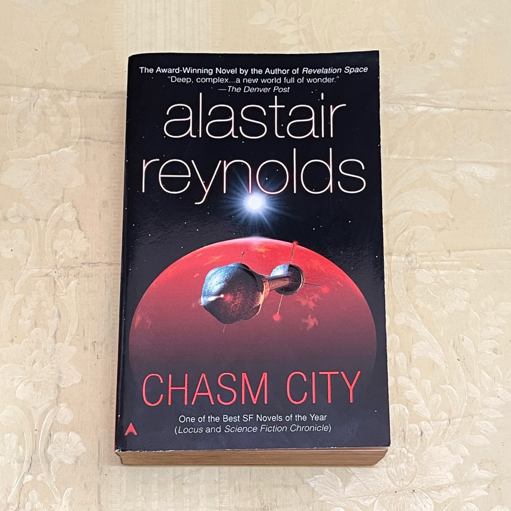 Novel CHASM CITY by ALASTAIR REYNOLDS