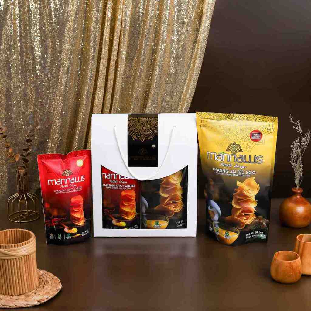 Mannaws Potato Chips Keripik Kentang Premium Crispy - Paket Hampers Personal Family