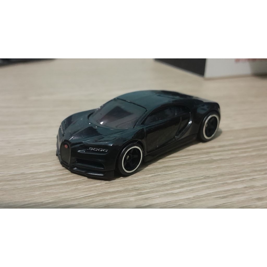 hot wheels boulevard bugatti chiron loose