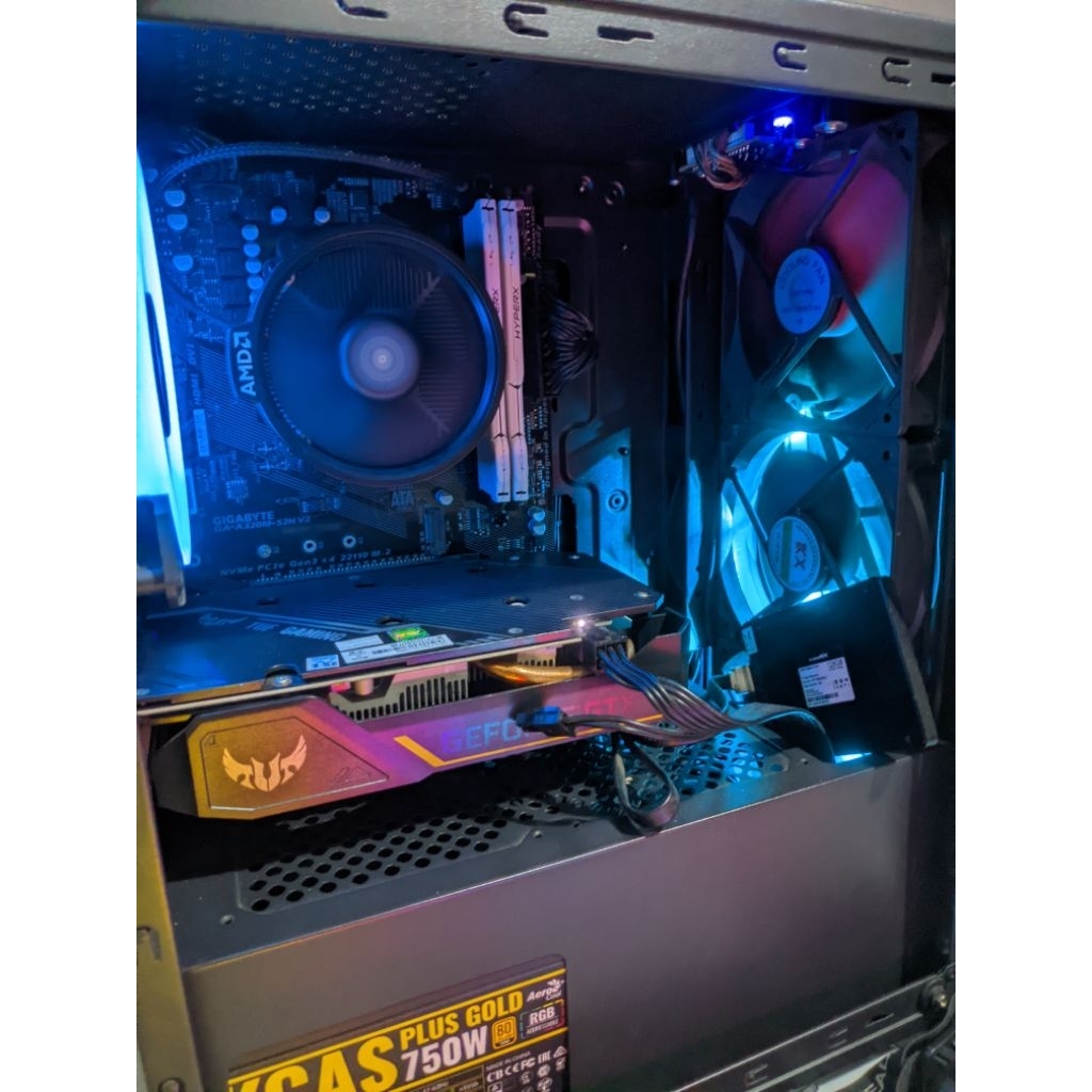 Ryzen 5 5500 + gigabyte a320m v2 + ram 32gb