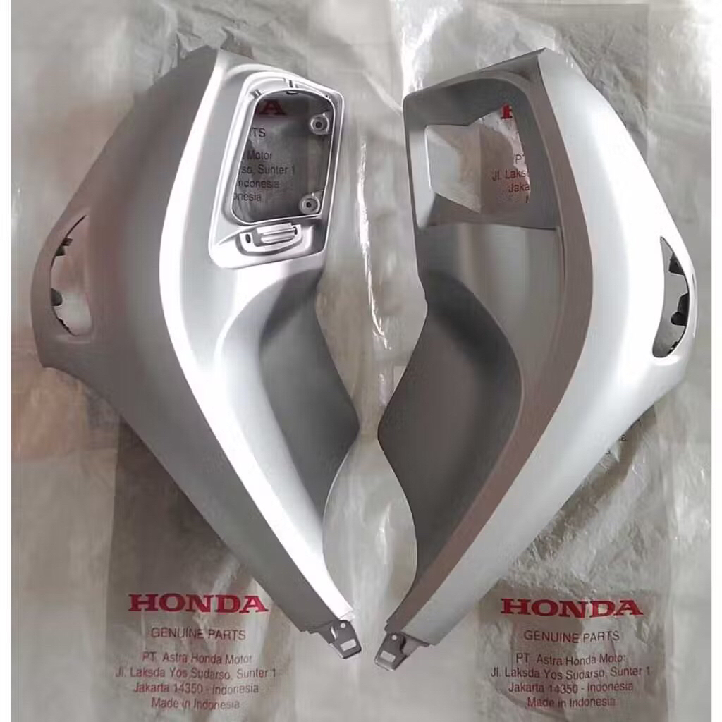 cover sayap body depan scoopy new 2024-2025 silver doff originall