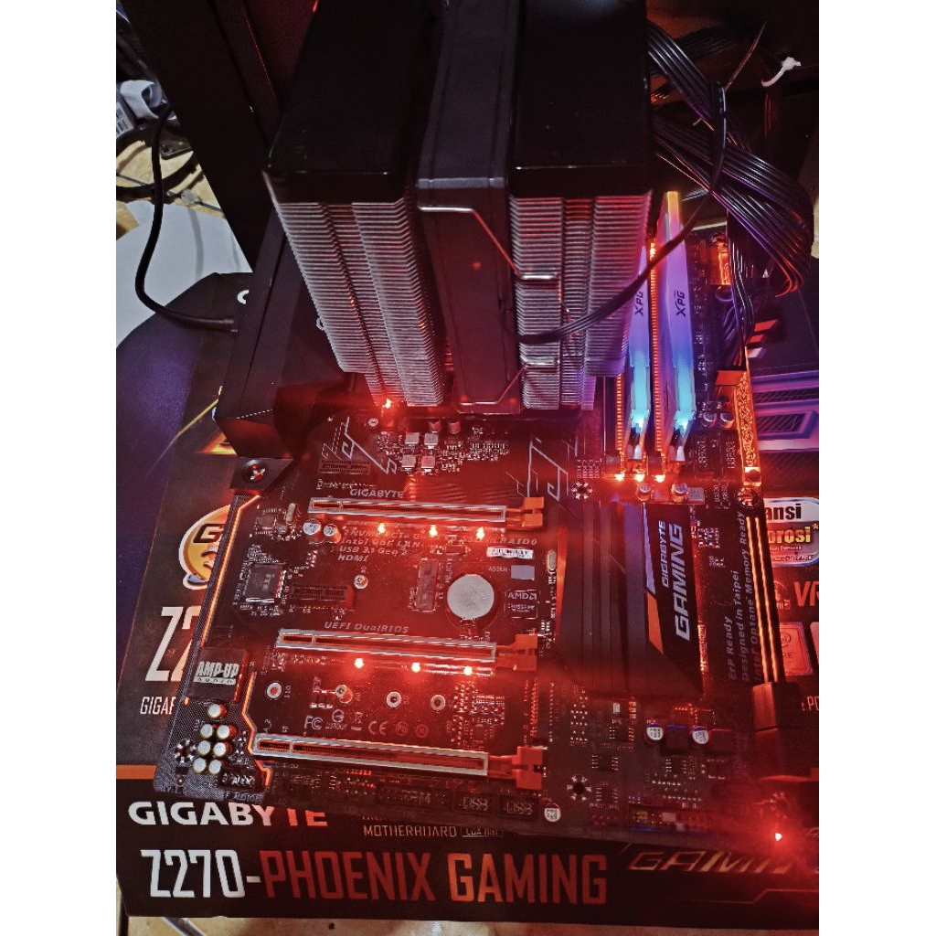 i7 7700k + mobo z270 gigabyte + adata xpg 16gb 3200mhz