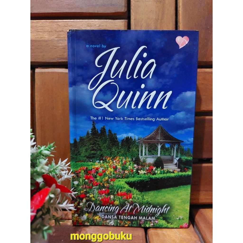 NOVEL JULIA QUINN