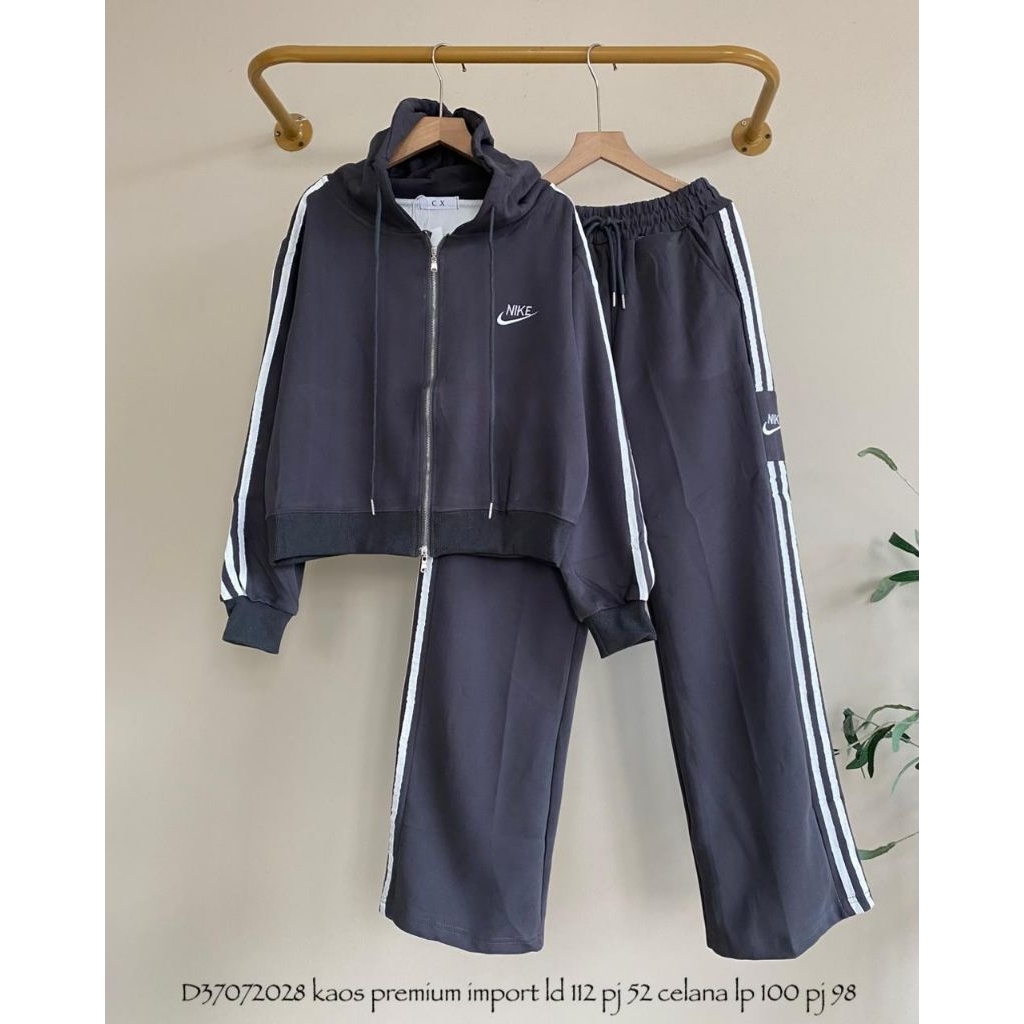 Real pic ORIGINAL dan TERMURAH Stelan kaos tebal PREMIUM Butik / Stelan Oversize Premium Bangkok / S