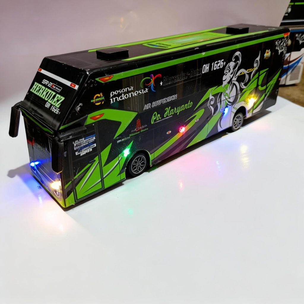 BUS TELOLET Miniatur Basuri Remote Control Full Lampu Kelip