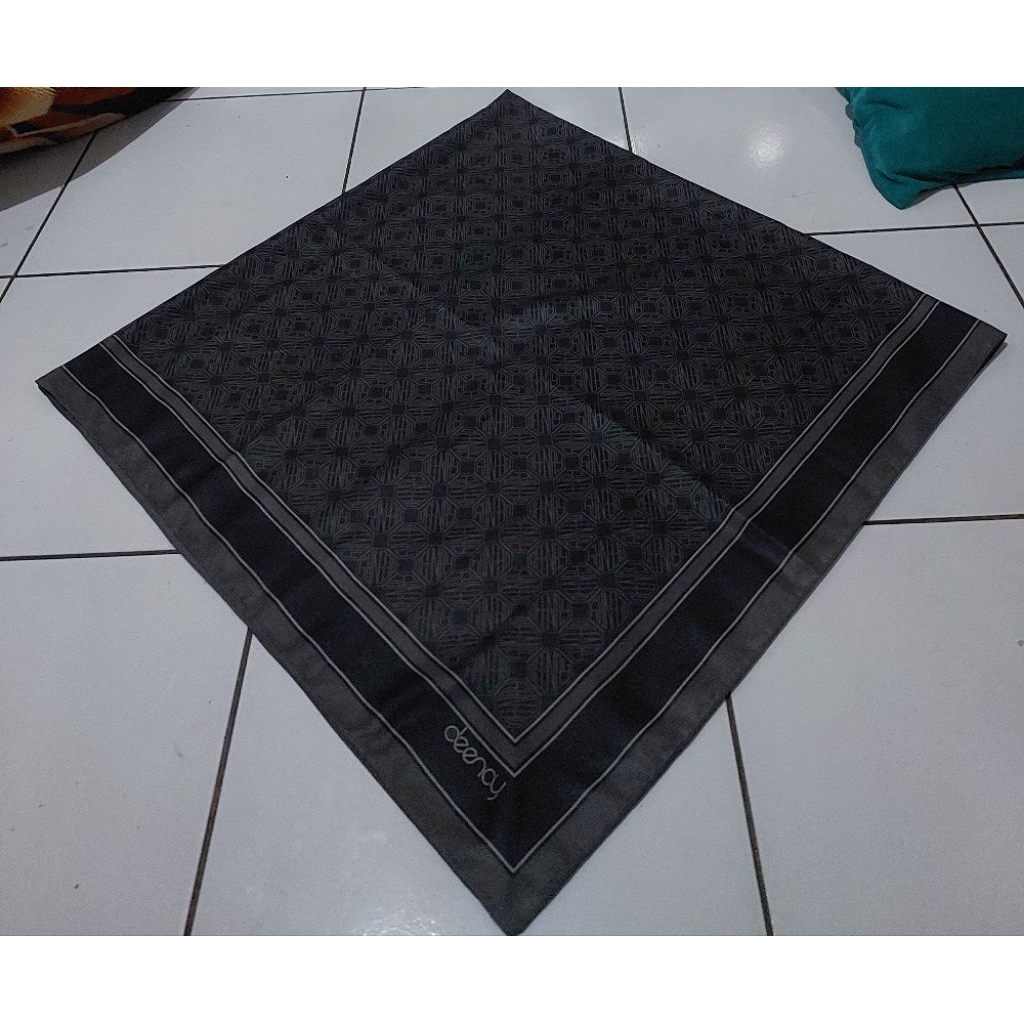 Preloved pl Deenay Original.. .. Deenay Original,,,Deenay Original ,, Scarves,, deenay original..