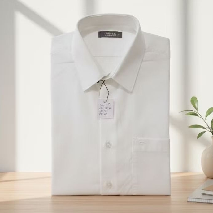 Kemeja Pria Cardinal Slim Fit Lengan Panjang Putih Tulang – Size M