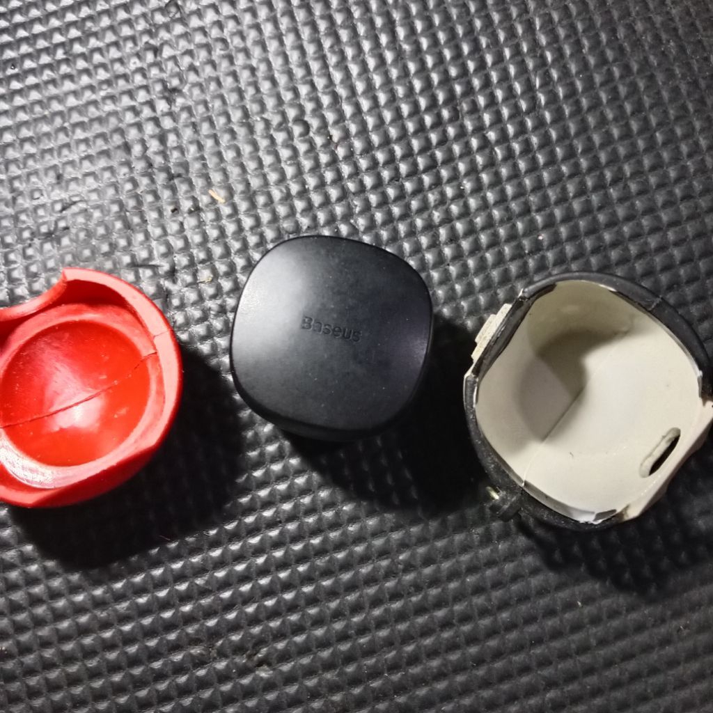 case charging tws baseus wm01 normal