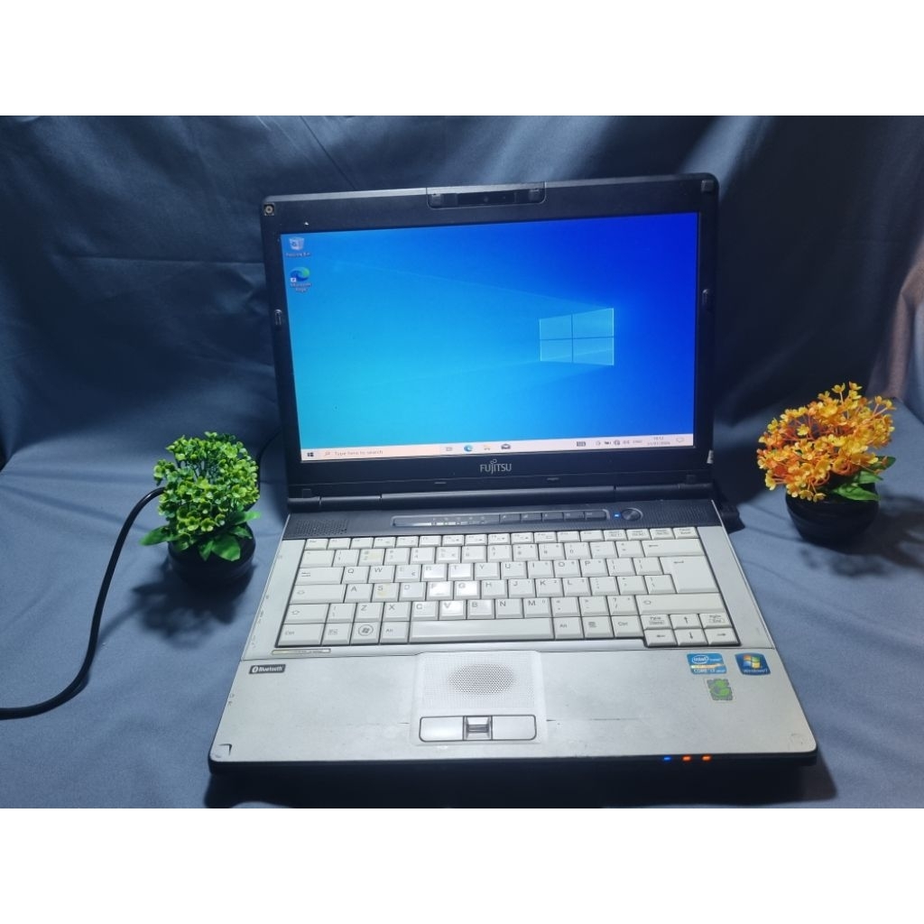 Laptop Core i7 2620M Fujutsu Lifebook S78