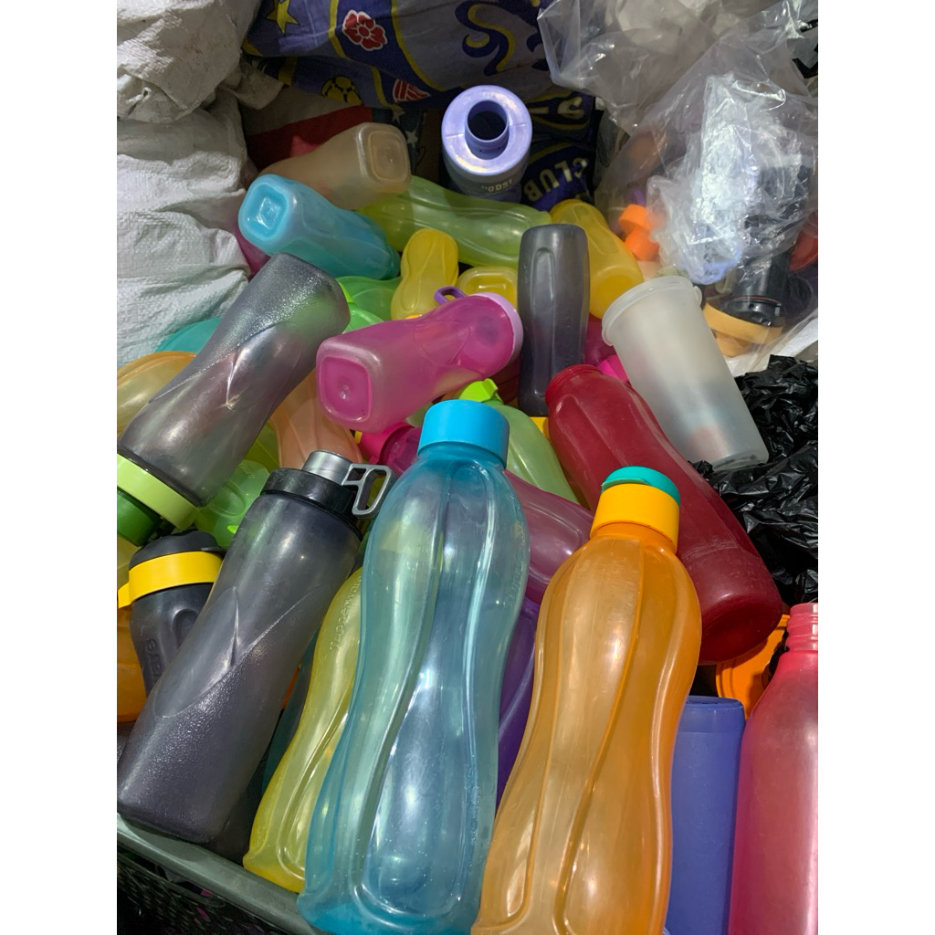 Botol Tupperware Preloved 500ml, 750ml, 1Liter Isi 3