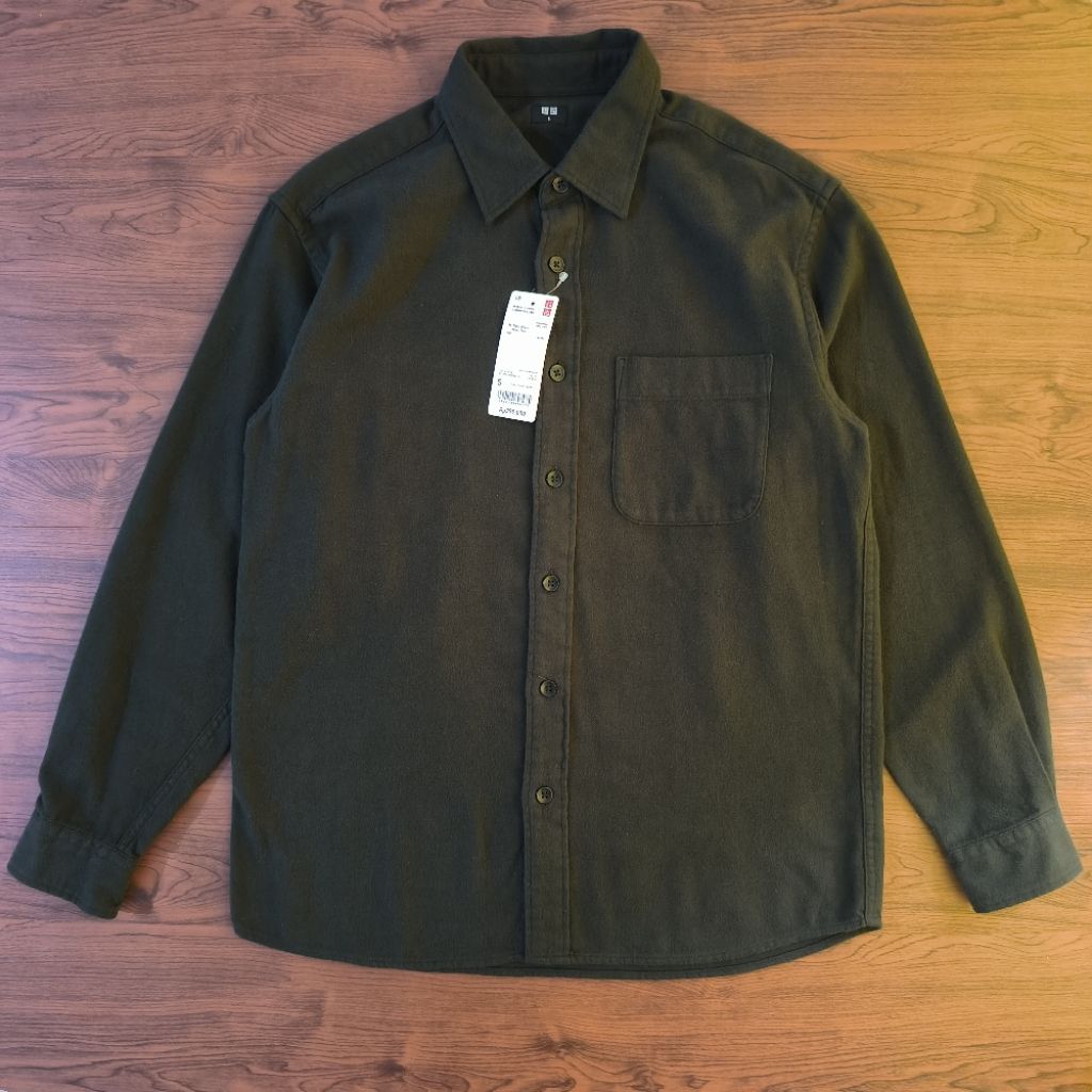 UNIQLO KEMEJA COWO FlANEL HIJAU LUMUT DARK GREEN BARU ASLI ORIGINAL NEW