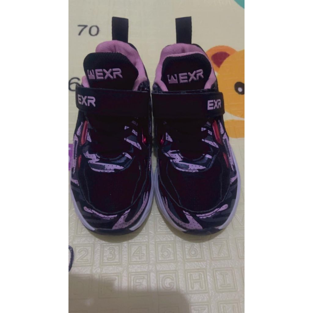 Sepatu Anak Brand Like New PL