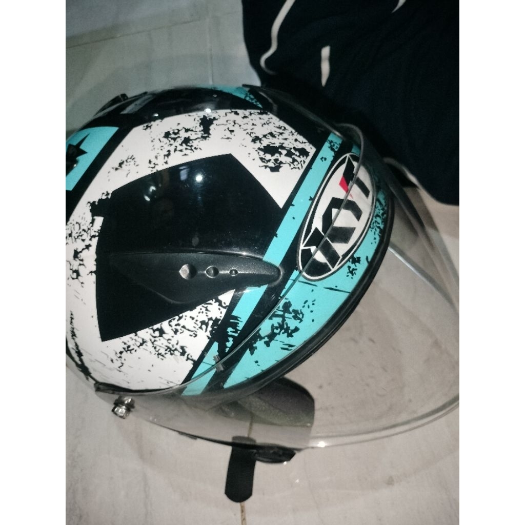 Helmet KYT