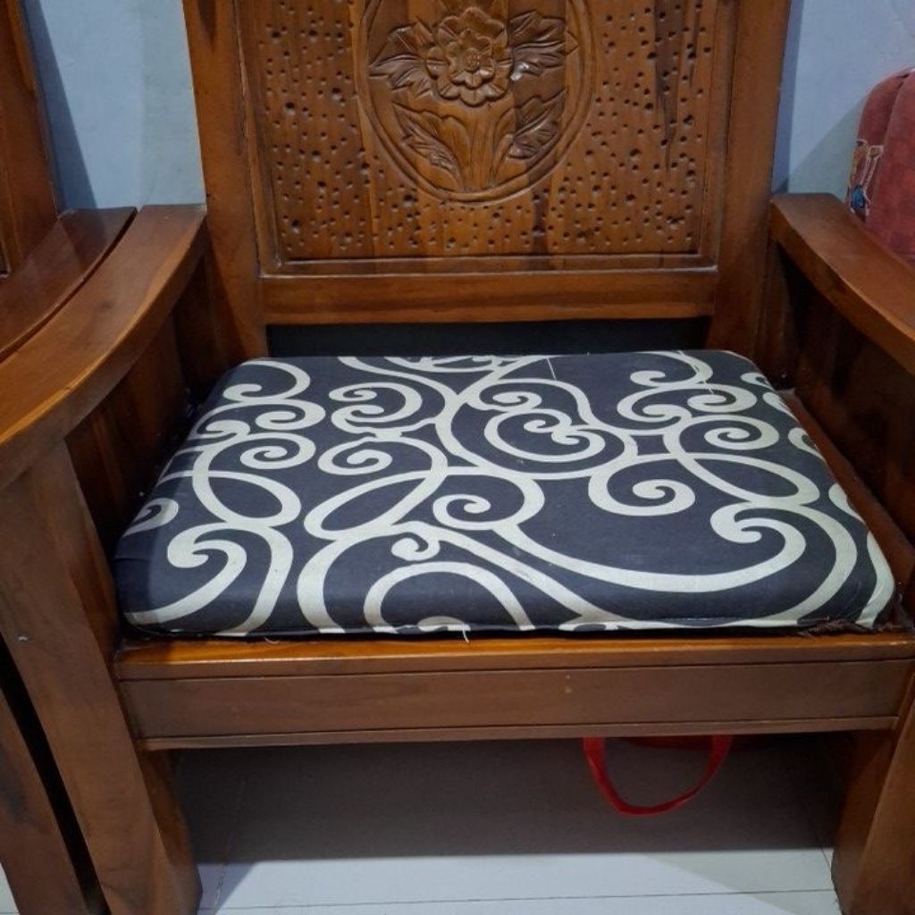 sarung busa kursi kayu(hanya sarung)