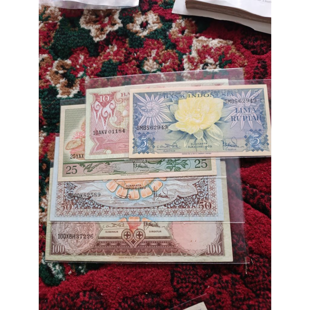 Set oeang kuno seri bunga tahun 1959