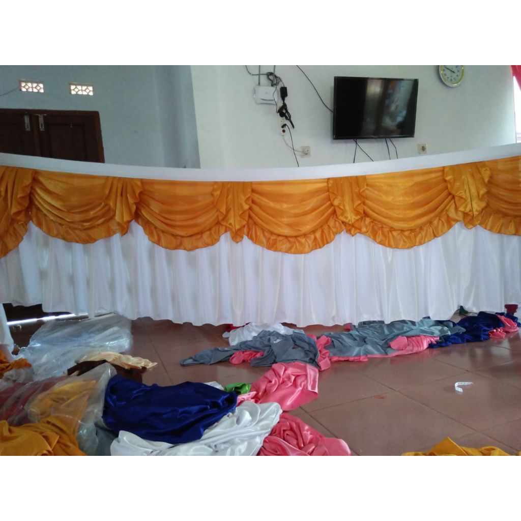 Skirting meja panjang 6 meter Tinggi 75 cm