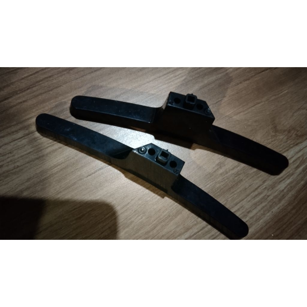 STAND KAKI TV SAMSUNG 24T4001 KAKI TV SAMSUNG 24T4001 STAND DUDUKAN KAKI TV SAMSUNG 24T