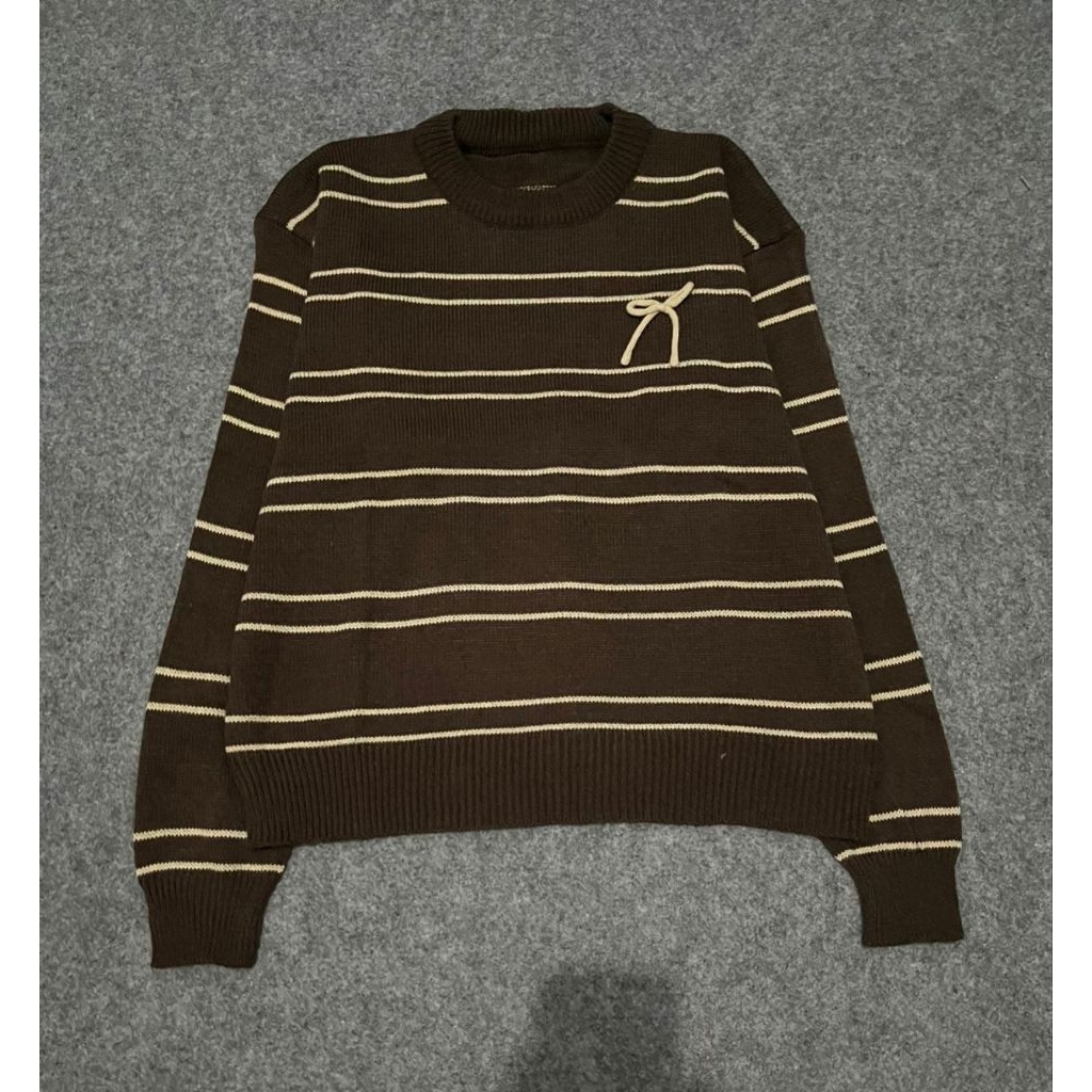 Bnb tesyaqila blouse atasan rajut sweater wanita model garis garis