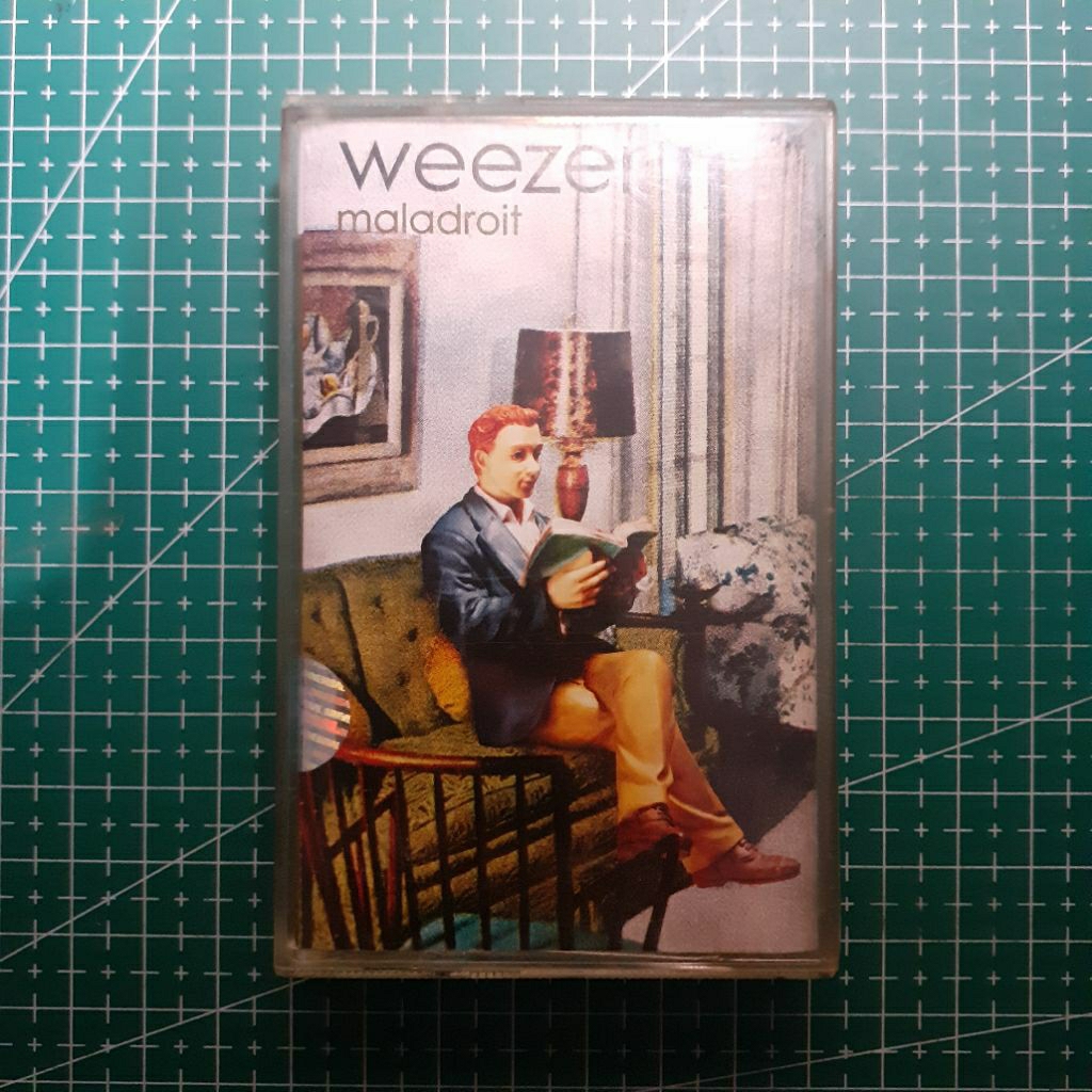 Kaset Weezer - Maladroit