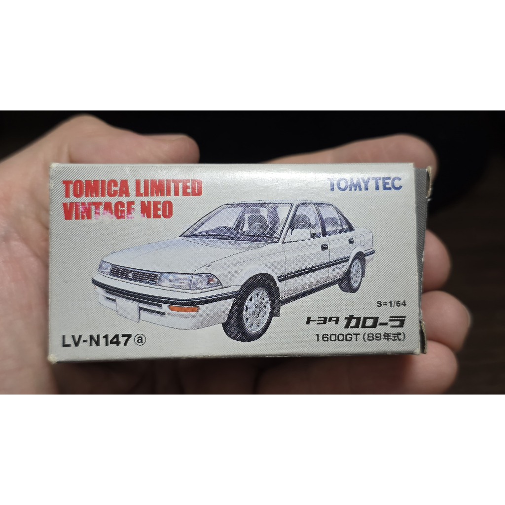 Diecast TLVN 64 Tomica Limited Vintage Neo LV-N147a Toyota Corolla Twincam 1600GT White
