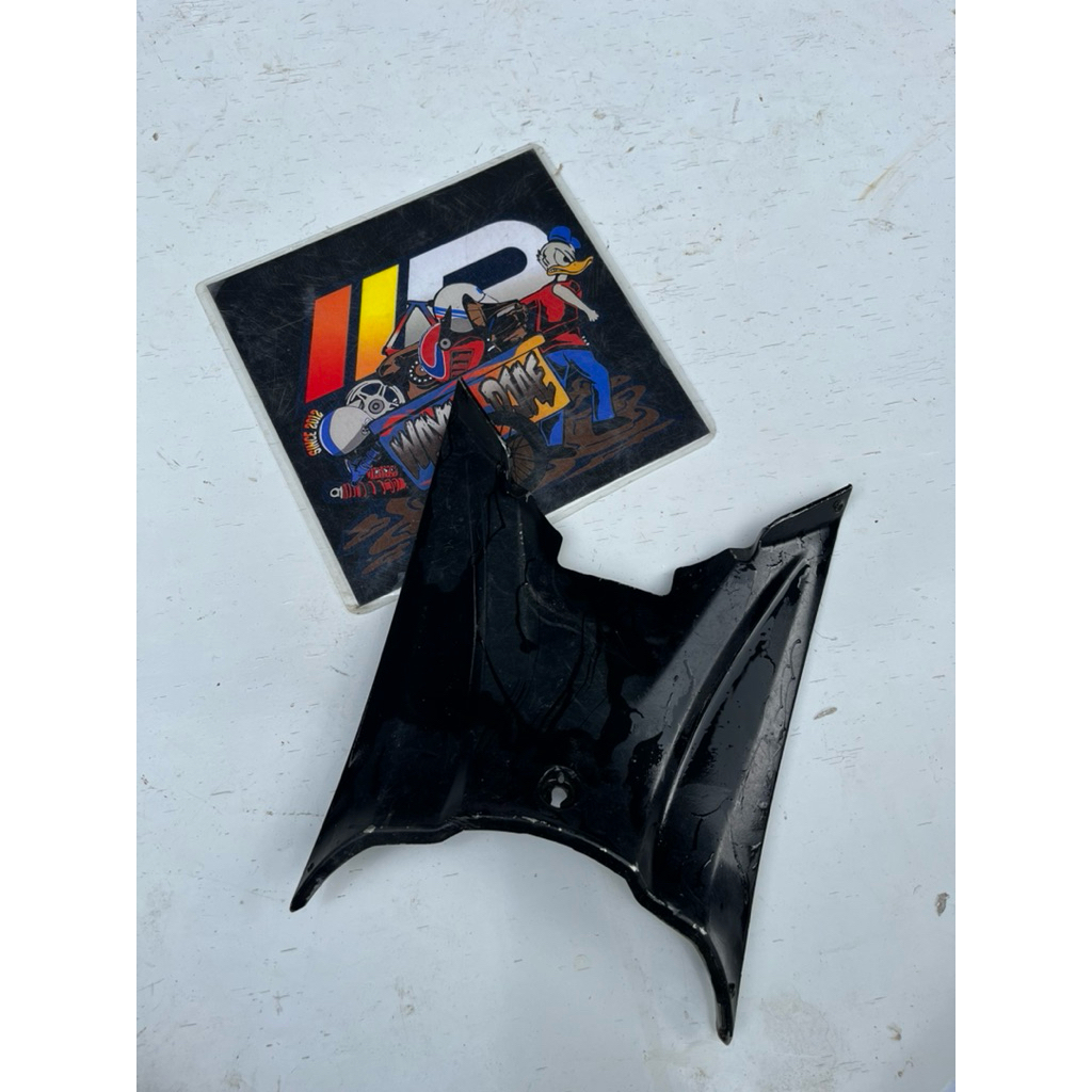 COVER CENTER REVO AT KWZ ORIGINAL COPOTAN MOTOR LEGSHIELD TENGAH REVO AT MATIC SEKEN