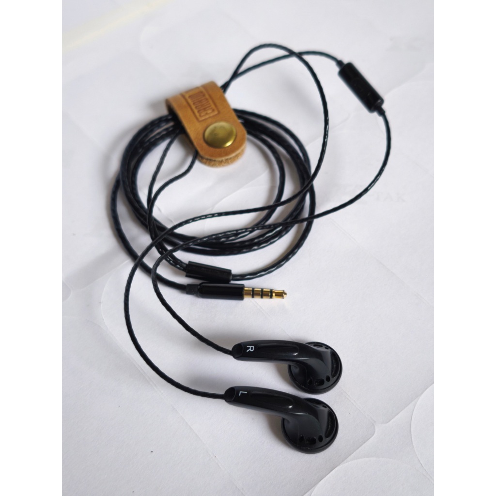 Earbud + mic Vintage Tunes V2 Bass Lover [Bekas/Second/Mulus]