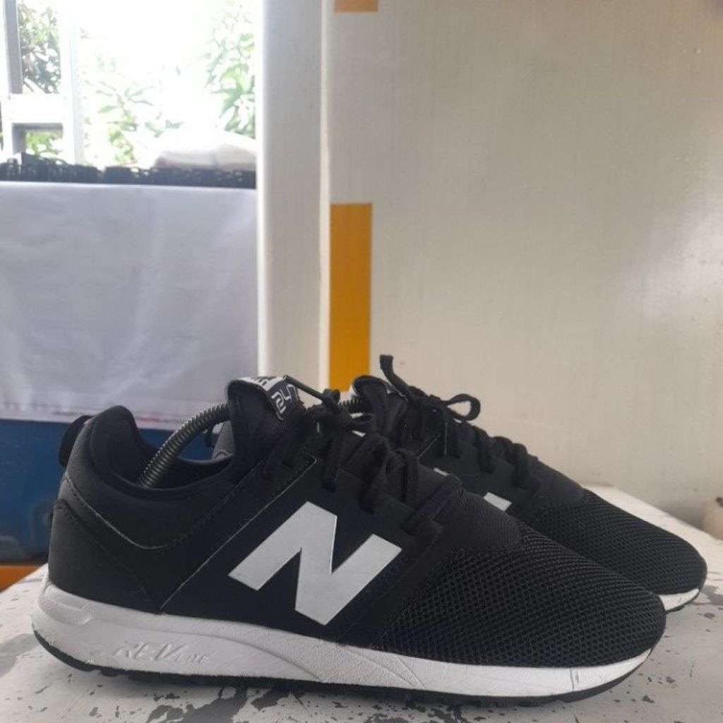 NEW BALANCE 247