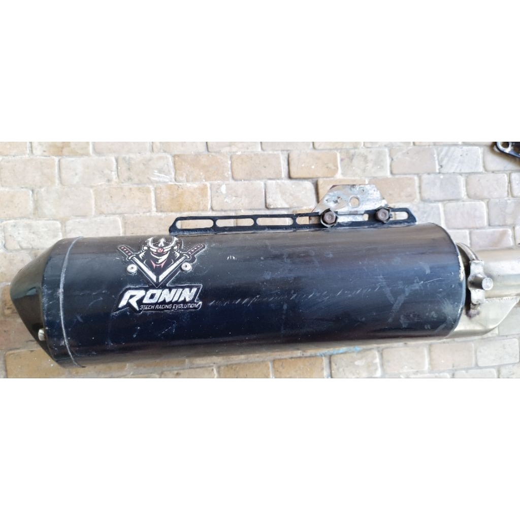 Knalpot 3tech Ronin Bekas pemakaian normal supra gtr