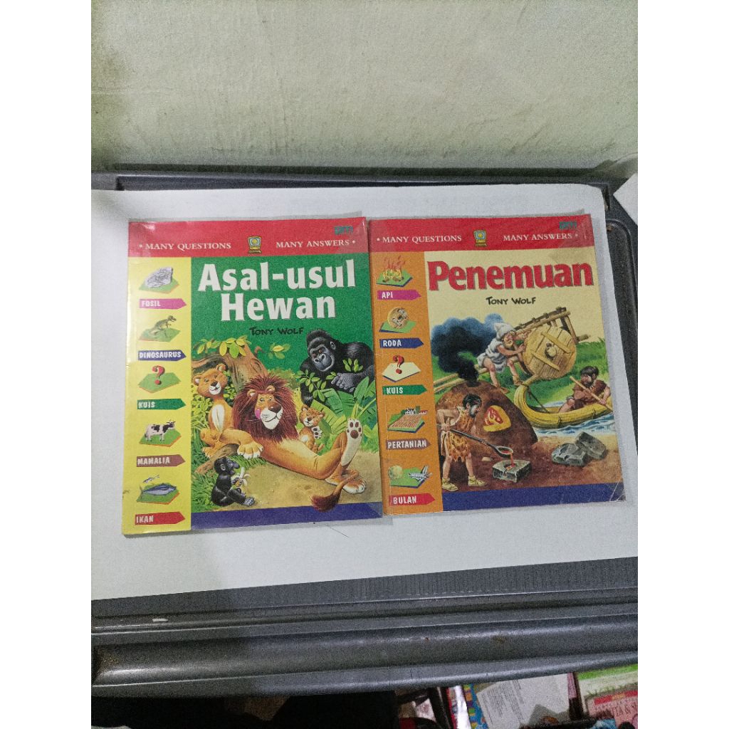 buku pengetahuan terjemahan many questions many answer asal usul hewan dan penemuan(Tony Wolf) seri 
