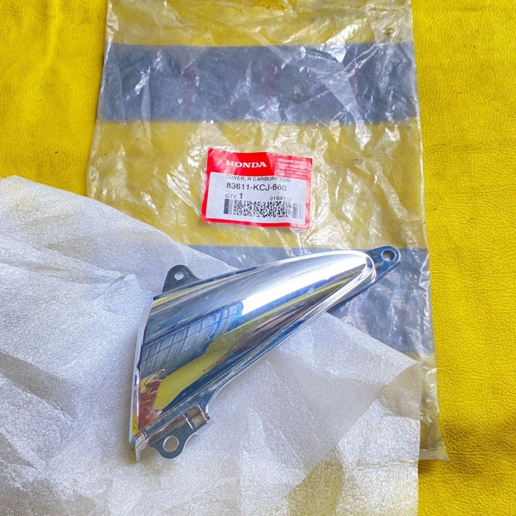Cover tutup karburator kanan honda Tiger Revo original 83611-KCJ-660