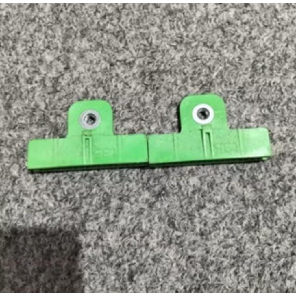 Kancing Klip Penjepit Kaca Mobil Penyangga Kaca Mobil Univeral