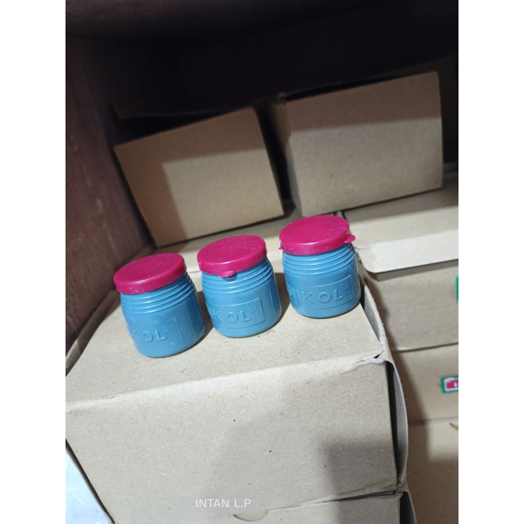 1 Box Isi 24 pcs Lem Glukol kecil
