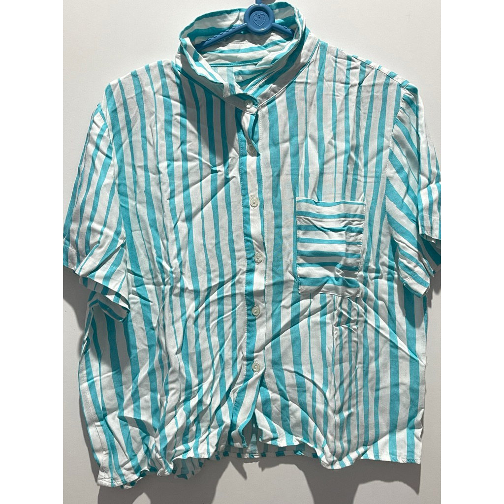 PRELOVED KEMEJA CROP TOP TOSCA GARIS GARIS COLORBOX